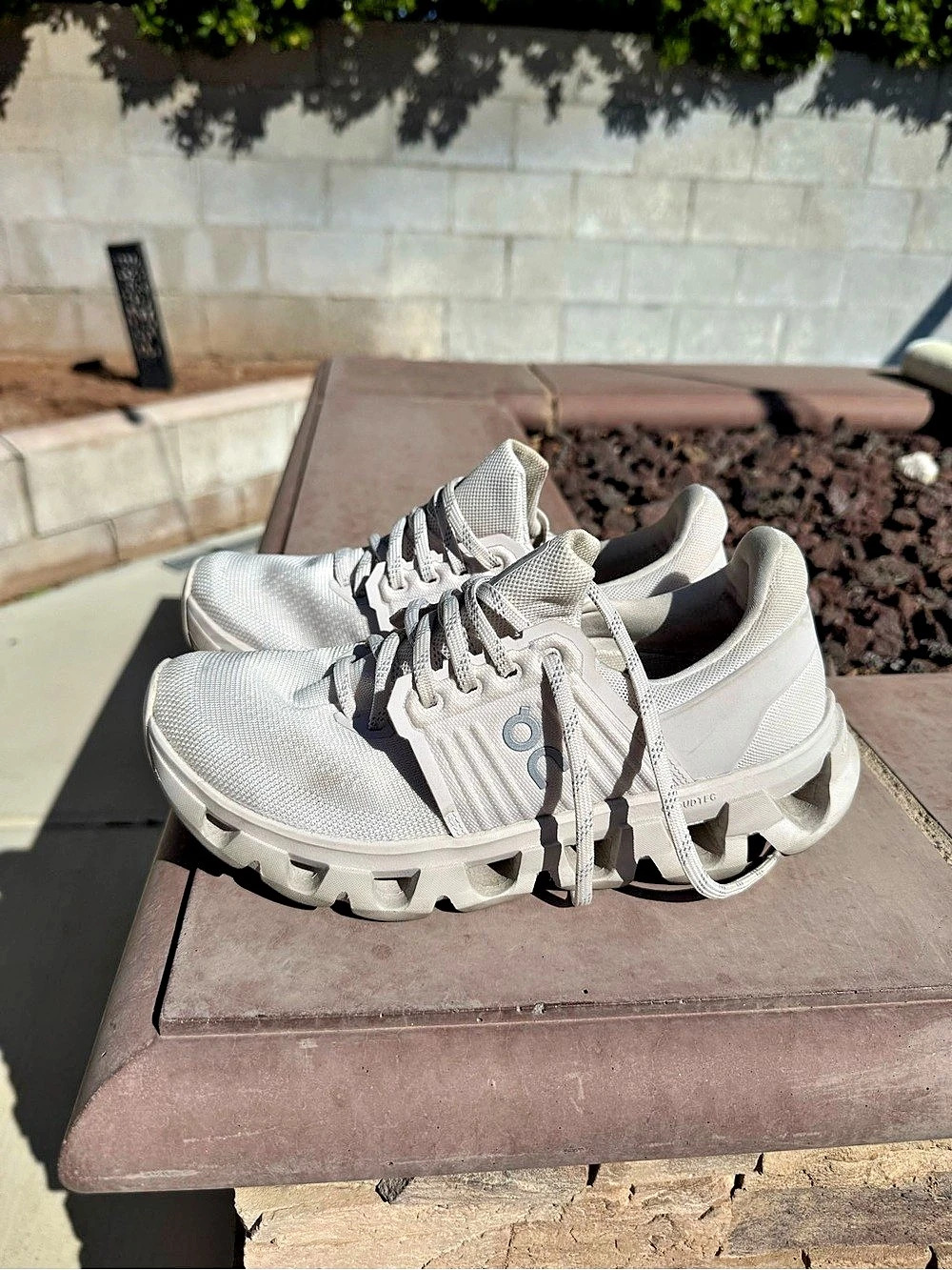 On Cloudswift Women's Running Shoes US 7 White